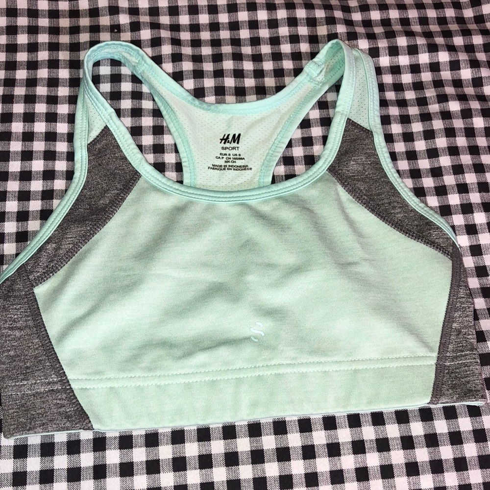 H&M sport crop